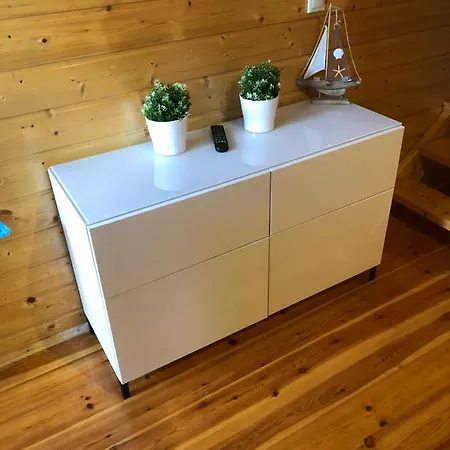 Letniskowe Bursztynek Z Basenem * Dąbki