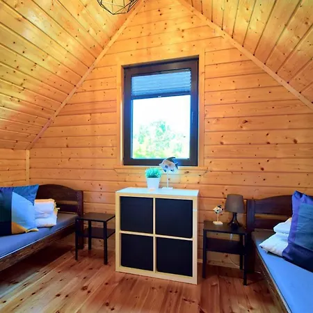 Letniskowe Bursztynek Z Basenem *