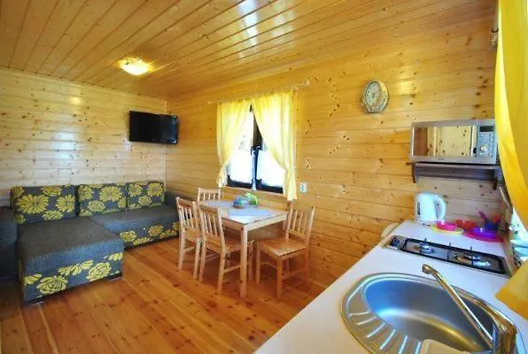 Letniskowe Bursztynek Z Basenem *